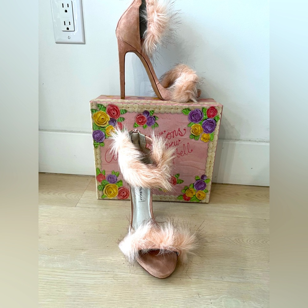 Chic Pink Fur Heels